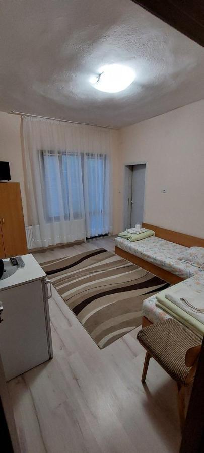 Guest House Kukera パヴェル・バニャ エクステリア 写真